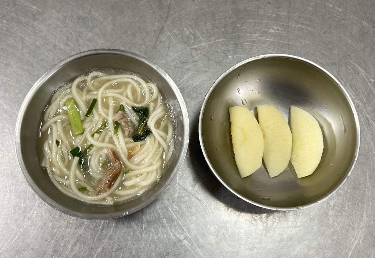 陽春麵.水果