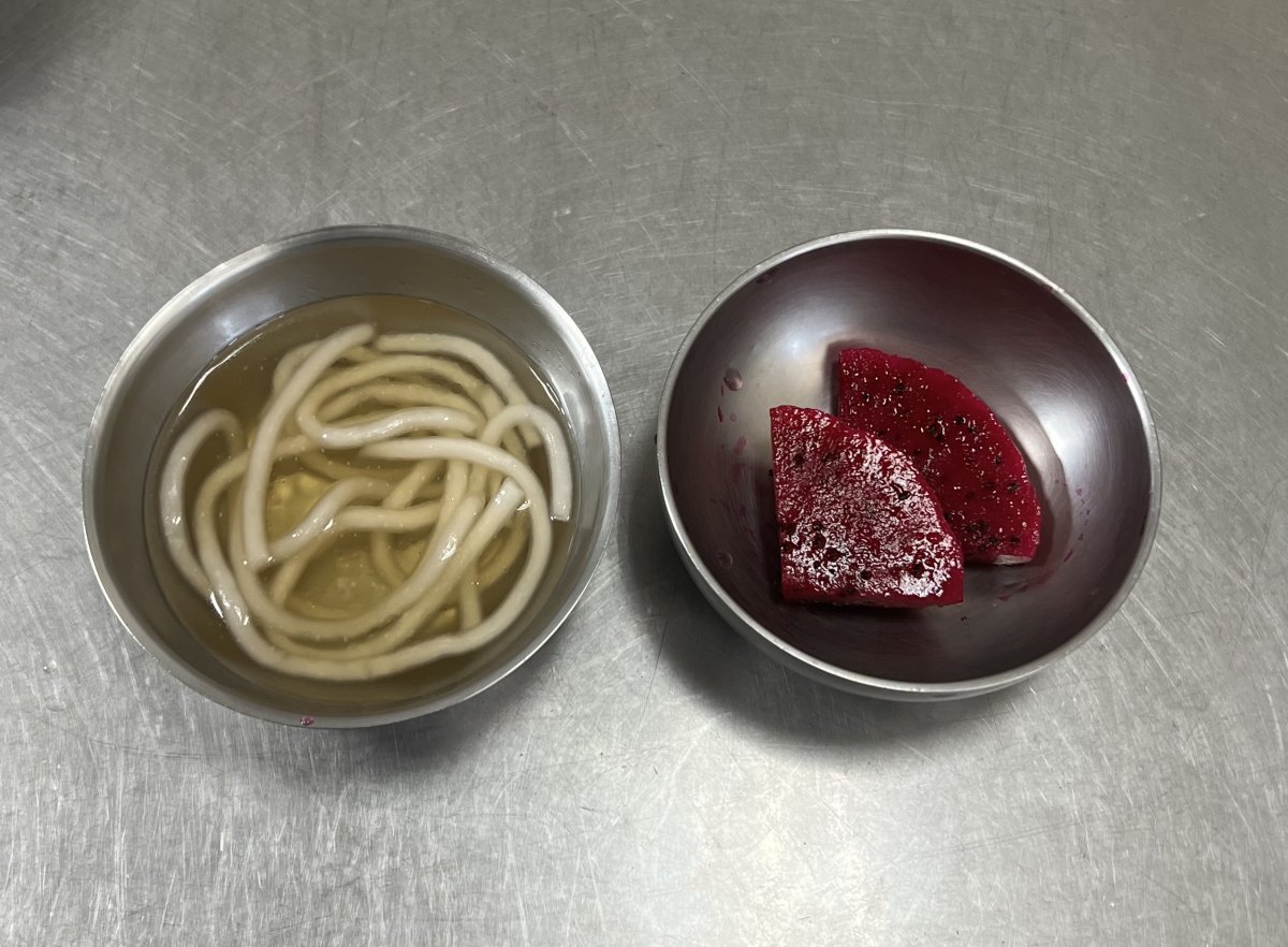 甜米苔目湯.水果