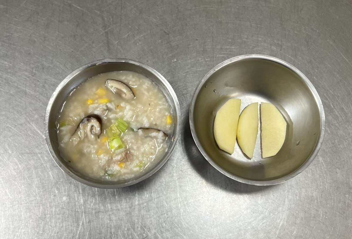 鮮菇玉米粥.水果