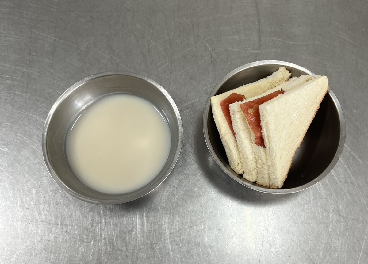 火腿三明治.豆漿